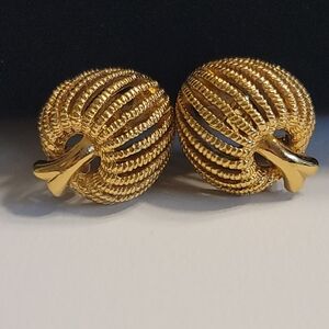 Monet Spade Clip On Earrings, Vintage, Estate, Comfort Backs